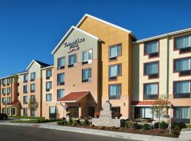 TownePlace Suites by Marriott Detroit Troy, hotel amb jacuzzi a Troy