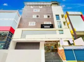 Super Townhouse MG Road Near Commercial Street