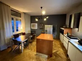 Geräumige 4-Zimmer-Wohnung im familienfreundlichen Westend mit Balkon