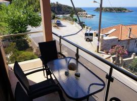 Sea And Sun apartments 304 Ιδιωτικό διαμέρισμα, hotel u gradu Kardamili