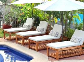 Hotel Villas Ema, khách sạn ở Zihuatanejo