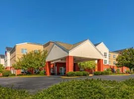 Fairfield Inn & Suites Lancaster