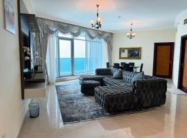 Holiday Homes Amazing 2 Bedroom Seaview View, khách sạn có hồ bơi ở Ajman