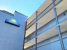 Days Inn by Wyndham Kenner/New Orleans Airport South, hotel din Kenner