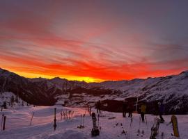 Rifugio Baita Belvedere – hotel w mieście Champoluc