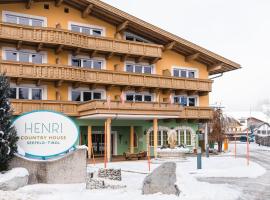 HENRI Country House Seefeld، فندق في سيفيلد ان تيرول