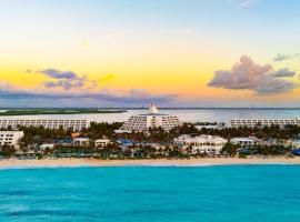 Cancún में The Pyramid Cancun by Oasis - All Inclusive, बीच होटल