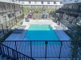 Skyline 207- Mountain View Townhouse-AC-Pool-Hot Tub