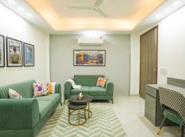 1BHK Suites Opp Marriott - Huda City Centre, lägenhetshotell i Gurgaon