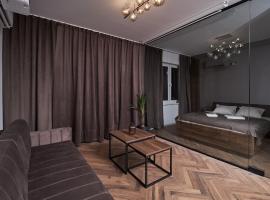 Place Oswiecim - underground parking, air conditioning, Self Check In, hotel di Oswiecim