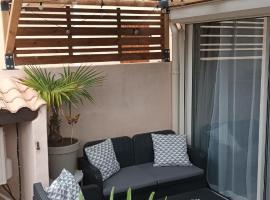 Pavillon 4/6 pers. 30 m² Gruissan Les Ayguades, villa i Gruissan