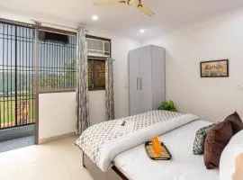 Homlee-Vintage 2BHK Apt with Fort/Park View