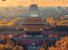 East Sacred Hotel--Very near Beijing Tiananmen Square ,the Forbidden City,The temple of heaven ,3 minutes' walk to Wangfujing subway ,Located in the center of Beijing, many shopping malls around,Newly renovated hotel-Able to receive foreign guests, hotel 5 estrellas en Pekín