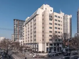 Beijing Lido Serviced Residence Fangyuan West Road Branch