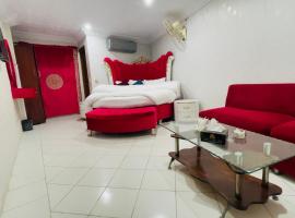 Hotel New Mid City Multan, hotel sa Multan