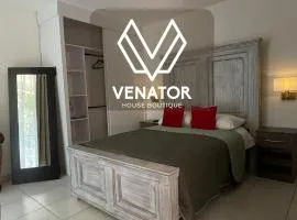 12 VENATOR House Boutique