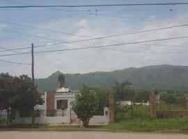 La casita de Cosquin – hotel w mieście Cosquín