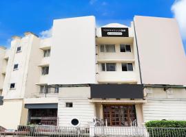 Super Townhouse Oak Vashi, hotel di Turambhe