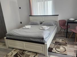 Compact House, hotel in Cluj-Napoca