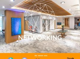 Coliving Bansko, The Social Hotel by Networking Premium, Free Lift Shuttle, ξενοδοχείο με σπα στο Μπάνσκο