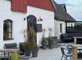 Backadal Gård BnB, Bed & Breakfast in Ystad