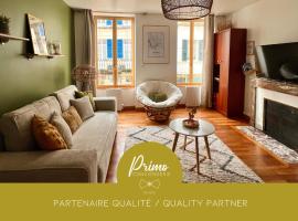 "Le Noeud vert" Appartement sur le thème de Nevers, 65 m2 en coeur de ville avec parking, accès inclus à salle de sport de 2000m2, Sauna & Hammam, by PRIMO C0NCIERGERIE, lemmikkystävällinen hotelli kohteessa Nevers