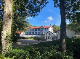 Landgoedhotel Villa Vennendal, семеен хотел в Нунспет