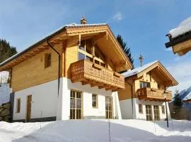 Premium chalet with sauna on a sunny slope