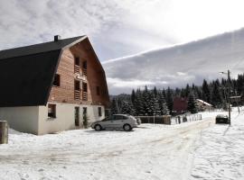 Guest House Alpha Ski Camp, готель у місті Яхорина