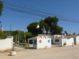 Parque de Campismo Orbitur Valverde, kamp v mestu Luz