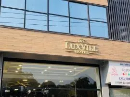 Luxvill Hotel