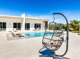 Stylish 1BR Villa Suite Shared Outdoor Amenities