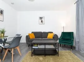 2BR Apartment-Free Parking