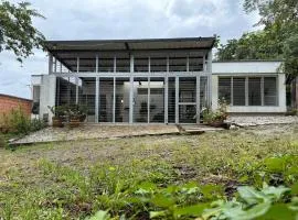 Casa tranquila con jardín en Mocoa