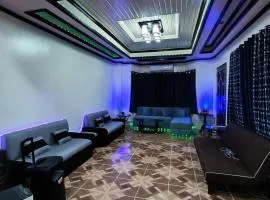 3-Story 11 Beds House Party, KTV, Swimming Pool