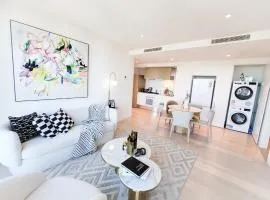 Brand new 2 bedrooms apartment in Melbourne CBD