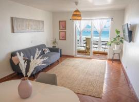 True BEACHFRONT cozy - 1 Bedroom Apt, hótel í Tijuana