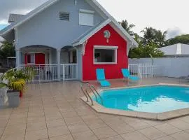 Villa spacieuse avec piscine à Sainte-Anne