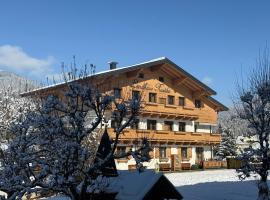 Landhaus Rustika, hotel sa Wagrain