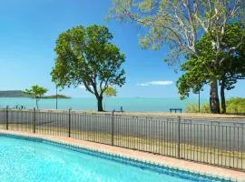 Whitsunday Waterfront Apartments