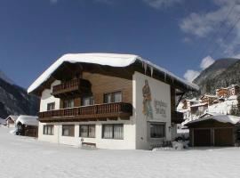 Berghaus Maria, hotel em Pettneu am Arlberg