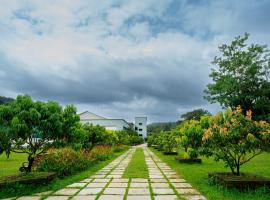 The Sanihara Hotel & Resort, hótel í Vythiri