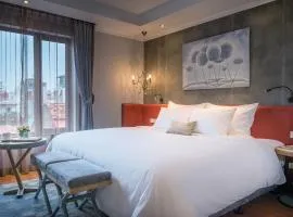 Bespoke Trendy Hotel Hanoi