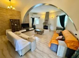 Villa Karakum with Private Pool Girne Kyrenia