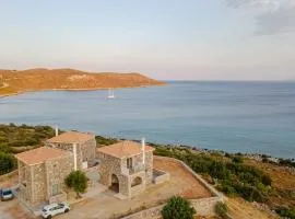 Katerina's Villas - Monemvasia Beachfront Stone Paradise