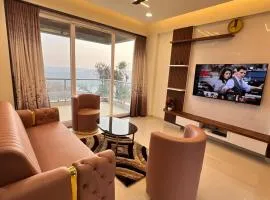 1BHK Suite with Valley View, Ora Vue