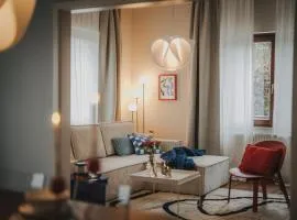 LINDEN Apartment für bis zu 6 Personen mit Parkplatz, Terrasse, 2 Bäder und Babybett