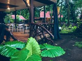 Playa del Fuego Camiguin Beach Hostel & Resort โรงแรมในมัมบาเฮา