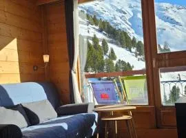 Appartement ski 4 personnes exposé plein Sud résidence Le Varet Arc 2000