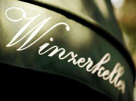 Alter Winzerkeller, hotel familiar en Kirchberg am Wagram